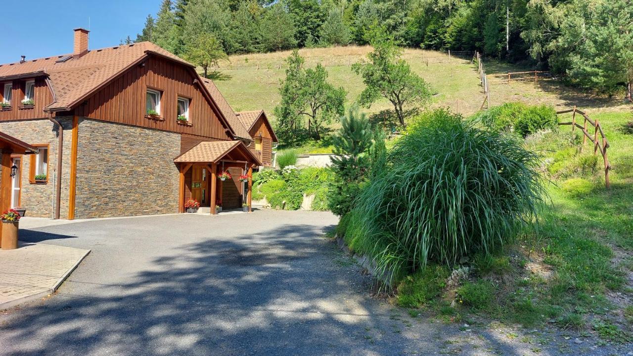 U Vesele Lisky Hutisko Exterior foto