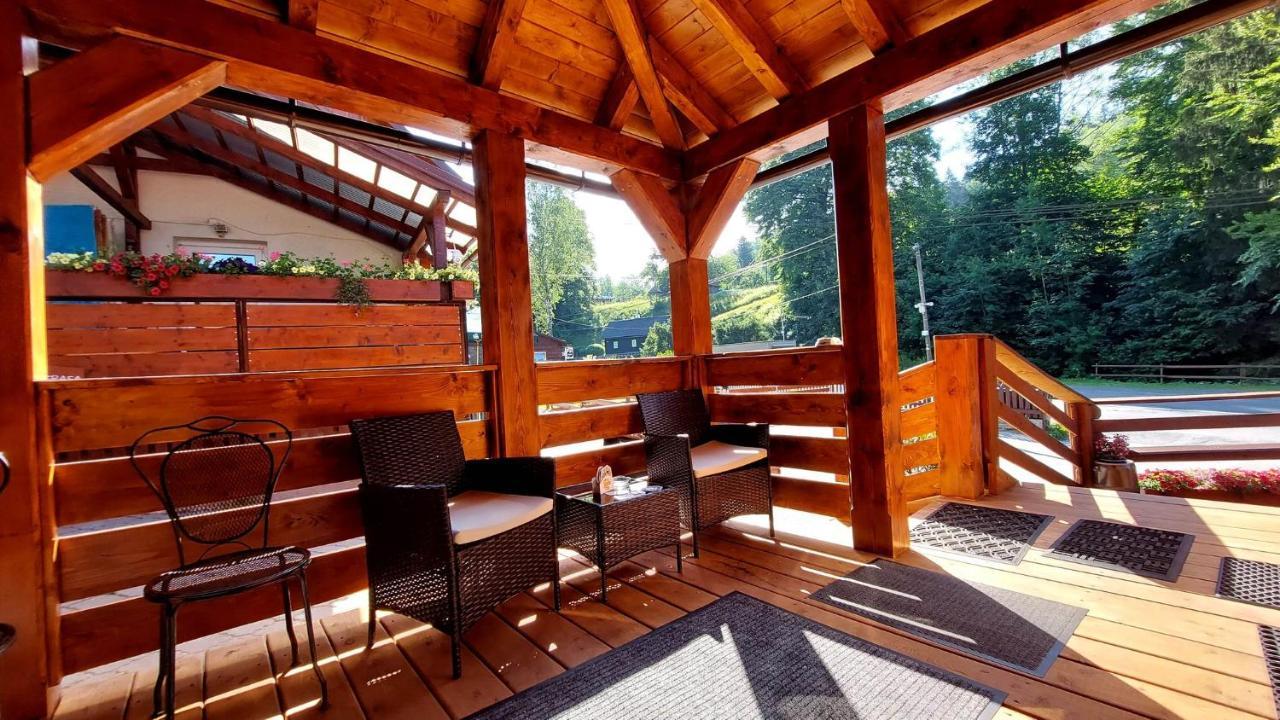U Vesele Lisky Hutisko Exterior foto