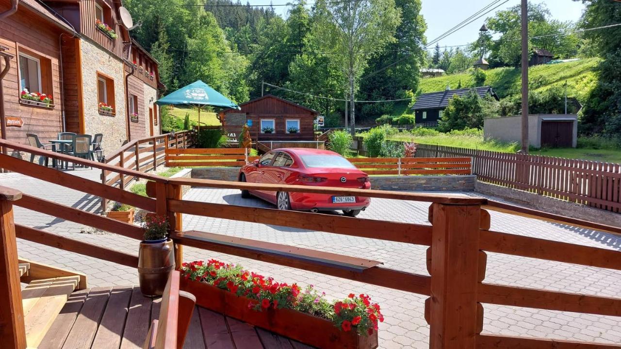 U Vesele Lisky Hutisko Exterior foto