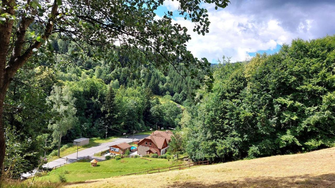 U Vesele Lisky Hutisko Exterior foto