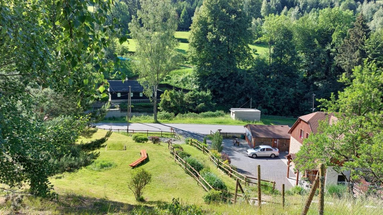 U Vesele Lisky Hutisko Exterior foto