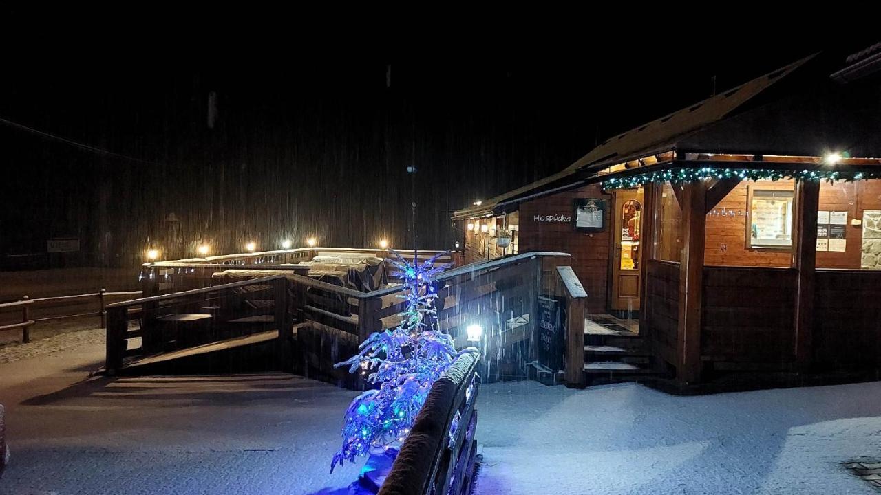 U Vesele Lisky Hutisko Exterior foto